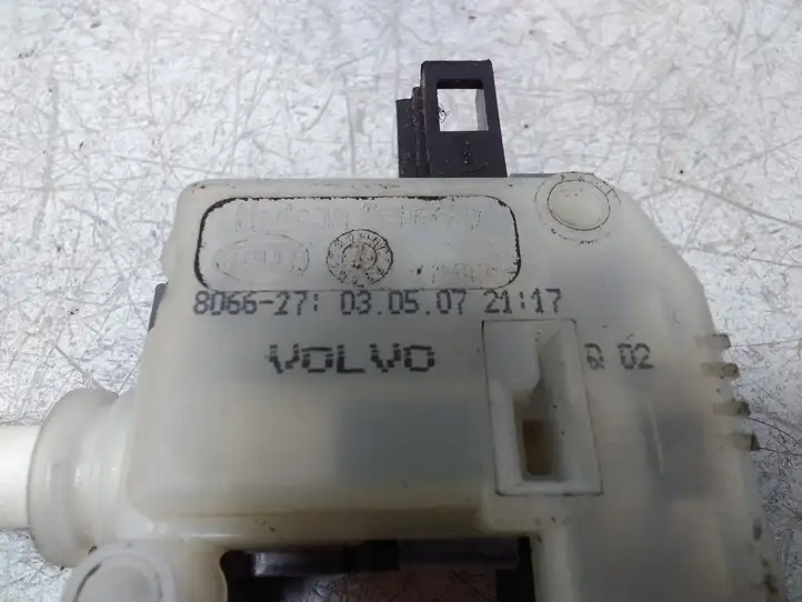Volvo V70 (2007 - 2013) 806627 Привод замка крышки топливного бака — фото 4