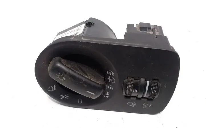Audi A3/S3 8P (2004 - 2008) 8P2941531L Включатель фонарей — фото 1