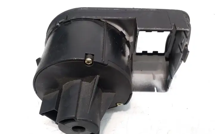 Audi A3/S3 8P (2003 - 2005) 8P2941531A Включатель фонарей — фото 2