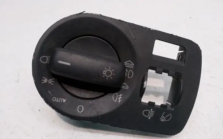 Audi A3/S3 8P (2004 - 2008) 8P2941531G Включатель фонарей — фото 1