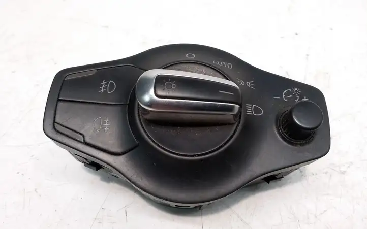 Audi A4 S4 B8 8K (2007 - 2011) 8K0941531G Включатель фонарей — фото 1