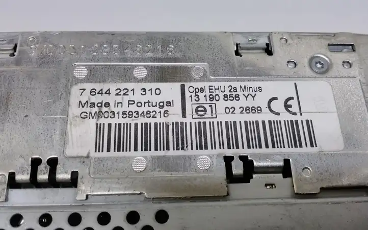 Opel Astra H (2004 - 2009) 13190856 Магнитола / мультимедийная система — фото 5