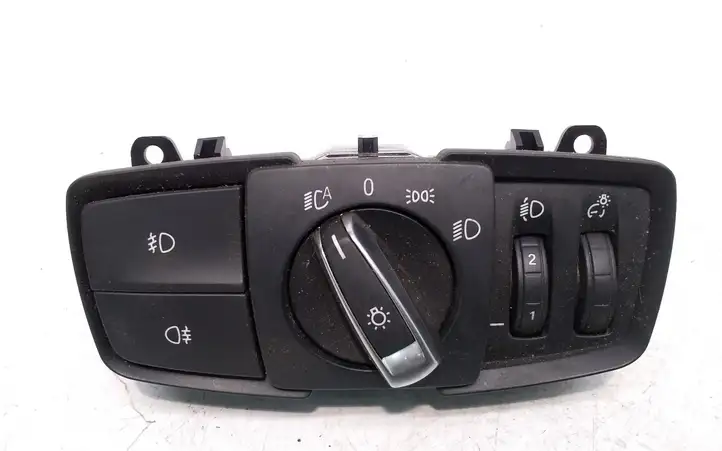 BMW 3 F30 F35 F31 (2012 - 2018) 9265305 Включатель фонарей — фото 1