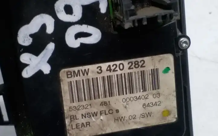 BMW X3 E83 (2003 - 2010) 3420282 Включатель фонарей — фото 4