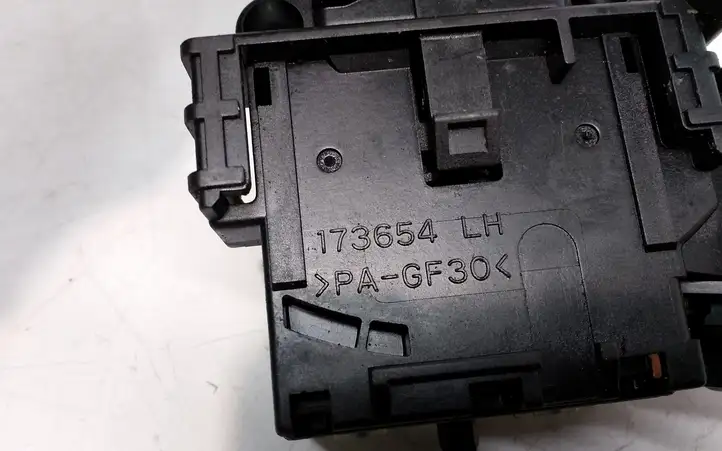 Toyota Avensis T250 (2006 - 2009) 173654 Переключатель стеклоочистителей — фото 4