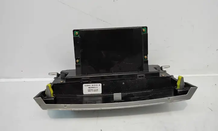 Toyota Corolla Verso AR10 (2004 - 2009) 559000F030 Блок управления климат-контролем — фото 4