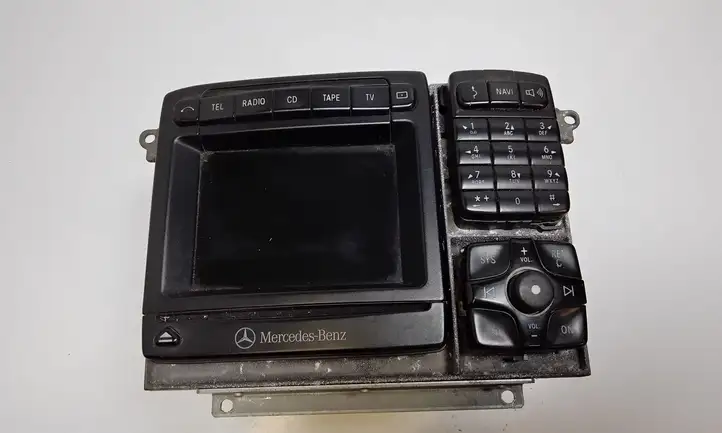Mercedes-Benz S W220 (1998 - 2006) A2208203789 Магнитола / мультимедийная система — фото 1