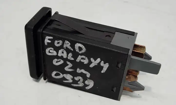 Ford Galaxy (2000 - 2006) 7M5953235A Включатель аварийных фонарей — фото 2