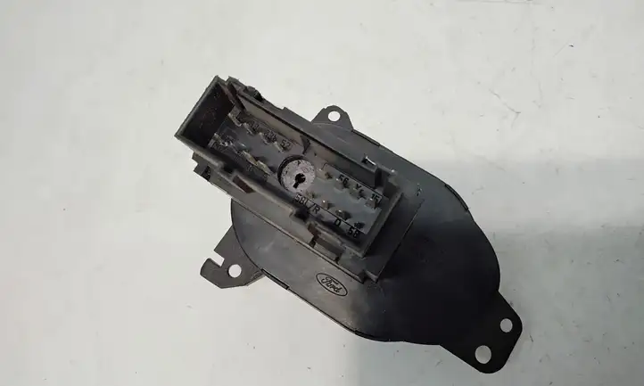 Ford Focus (1998 - 2004) 98AG13A024 Включатель фонарей — фото 3