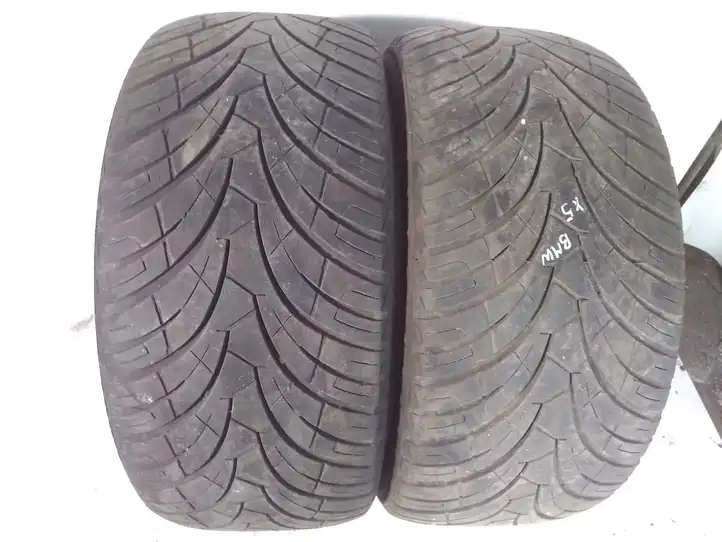 BMW X5 E70 (2006 - 2013) 27540R20 Летняя шина R20 — фото 1