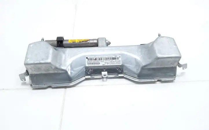 Mercedes-Benz C W204 (2007 - 2014) 2048601902 Коленная подушка безопасности — фото 4