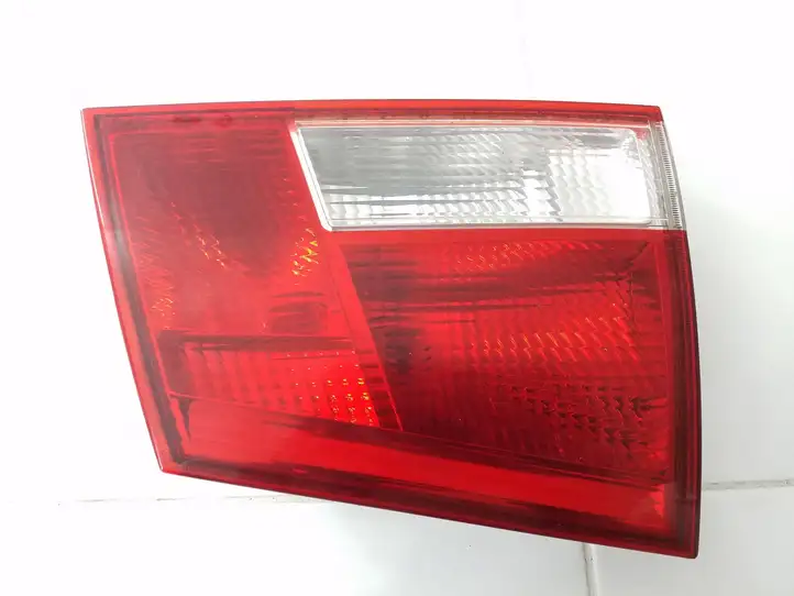Opel Vectra C (2005 - 2009) 24469463 Задний фонарь в крышке багажника — фото 1