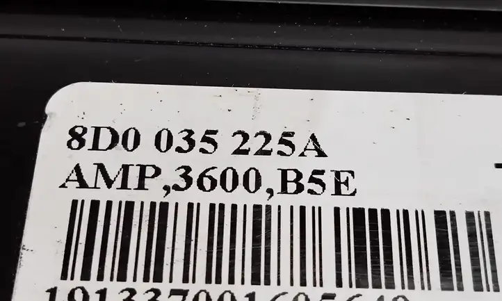 Audi A4 S4 B5 8D (1999 - 2001) 8D0035225 Усилитель звука — фото 4