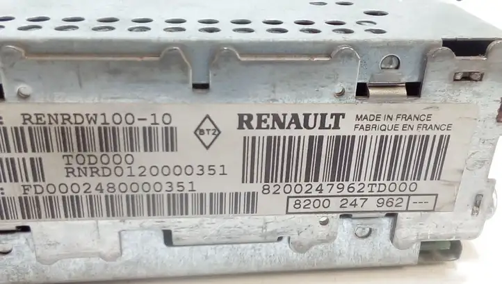 Renault Laguna II (2001 - 2005) 8200247962 Магнитола / мультимедийная система — фото 4