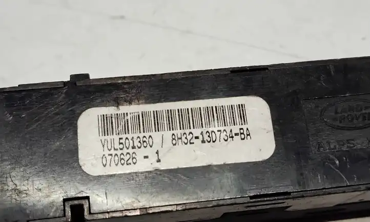 Land Rover Range Rover Sport L320 (2005 - 2009) 8H3213D734BA Блок кнопок на панели — фото 4
