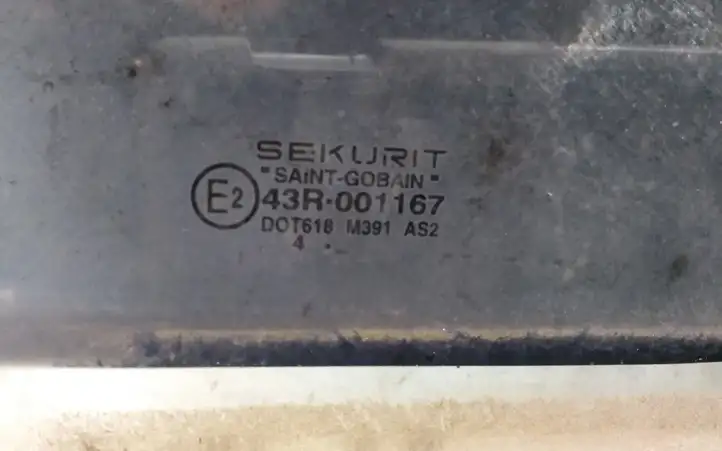 Volkswagen Touareg I (2002 - 2010) 43R001167 Стекло задней двери — фото 2