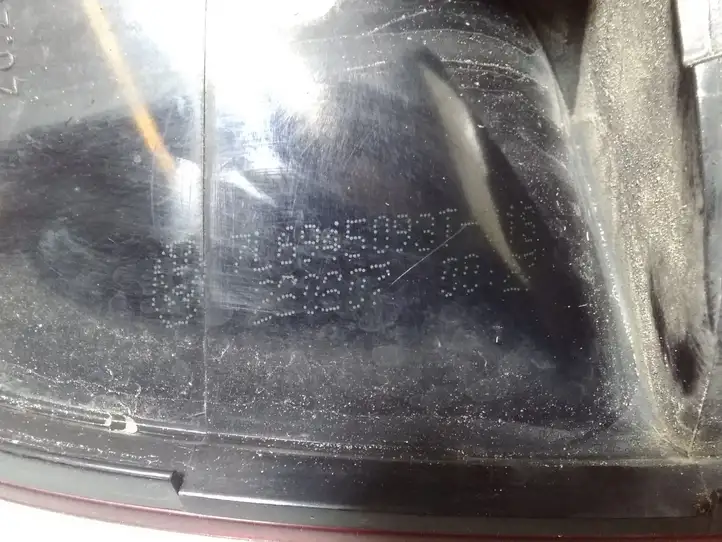 Volkswagen Touareg I (2002 - 2010) 7L6945093T Задний фонарь в крышке багажника — фото 4