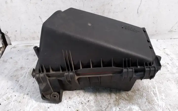 Audi A3/S3 8L (1996 - 2000) 1J0129607AE Корпус воздушного фильтра — фото 3