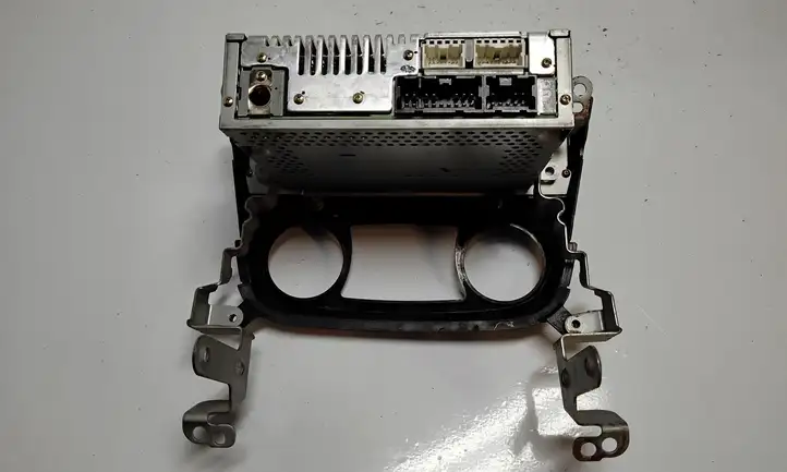 Nissan Almera N16 (2000 - 2010) 286924942 Магнитола / мультимедийная система — фото 2