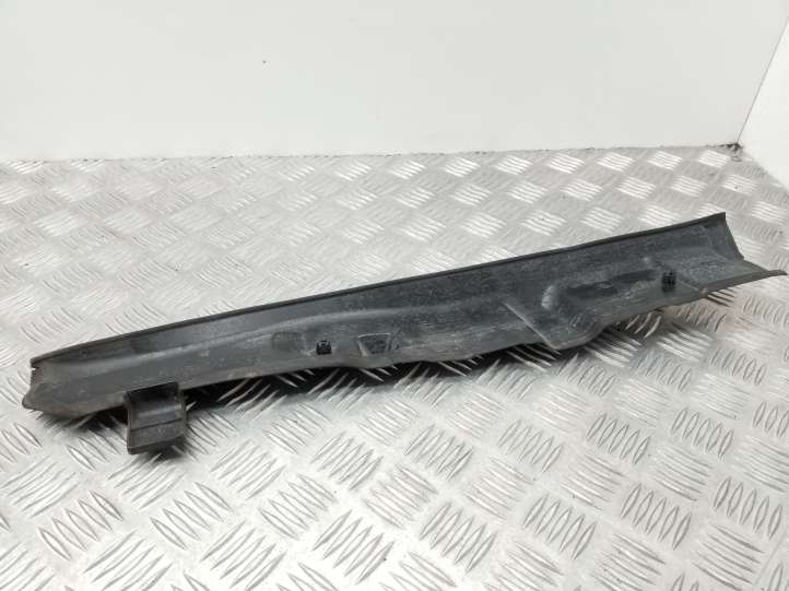 Audi A1 (2010 - 2014)  8X0821111 Пенопласт крыла