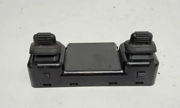 Jeep Cherokee (2001 - 2007) 56010091AB Кнопка стеклоподъемников — фото 1