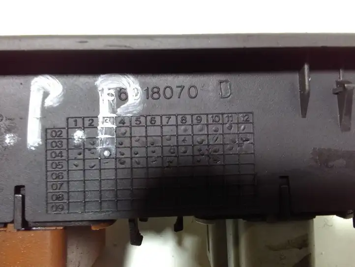 Renault Scenic II - Grand scenic II (2003 - 2006) 156018070D Блок кнопок стеклоподъемников — фото 5