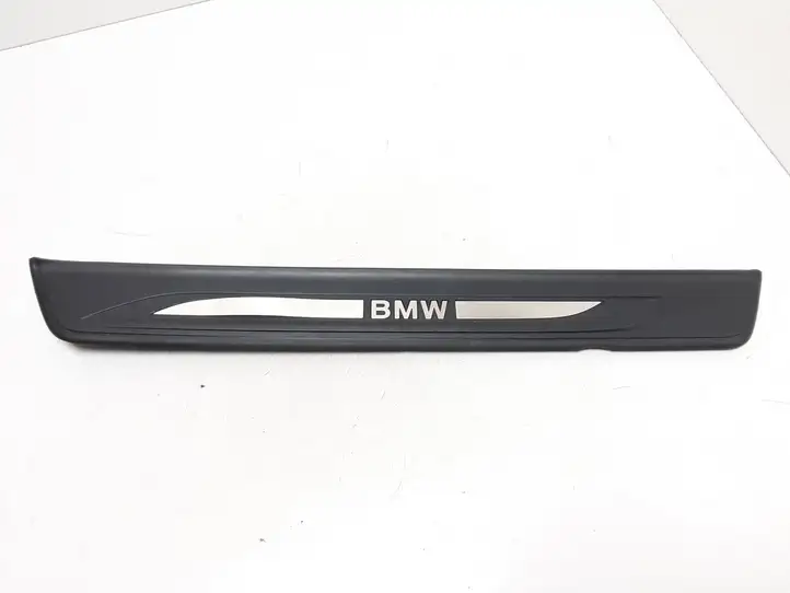 BMW 5 F10 F11 (2009 - 2016) 57550913 Внутренняя отделка переднего порога — фото 1