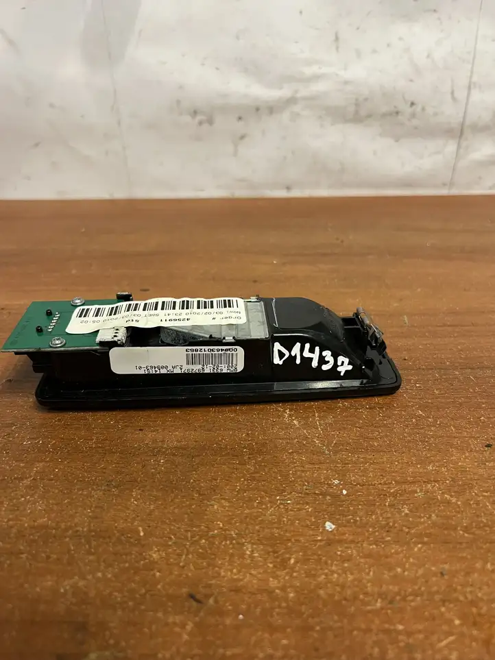 BMW X5 E70 (2006 - 2013) 63316972971 Передняя подсветка — фото 3