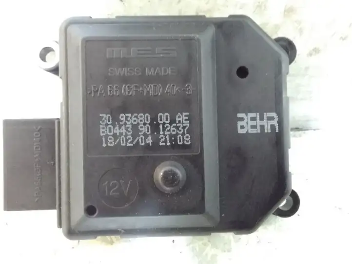 Opel Zafira B (2003 - 2006) 309368000AE Двигатель задвижки потока воздуха — фото 2