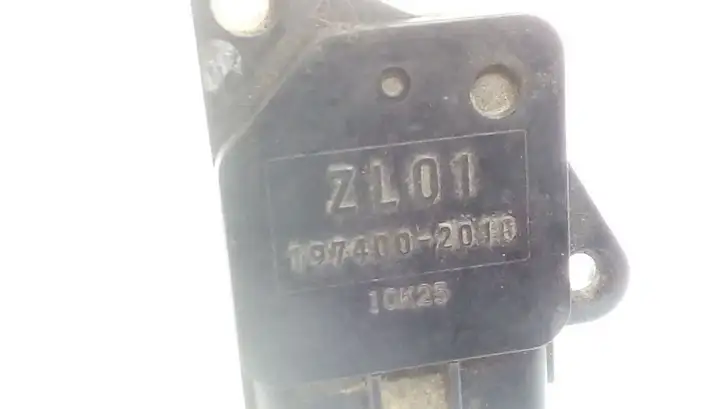 Mazda 6 (2009 - 2012) 1974002010 Датчик массового расхода воздуха — фото 3