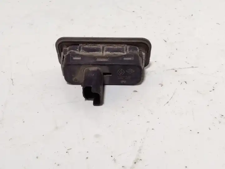 Renault Scenic II - Grand scenic II (2003 - 2006) 8200076256 Кнопка закрытия крышки багажника — фото 3