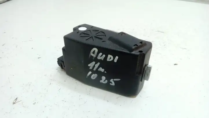 Audi A4 S4 B8 8K (2007 - 2011) 8K0905852D Блокиратор руля — фото 3