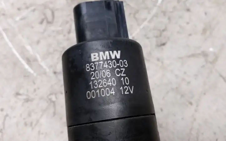 BMW X5 E53 (1999 - 2006) 8377430 Насос омывателя фар — фото 4