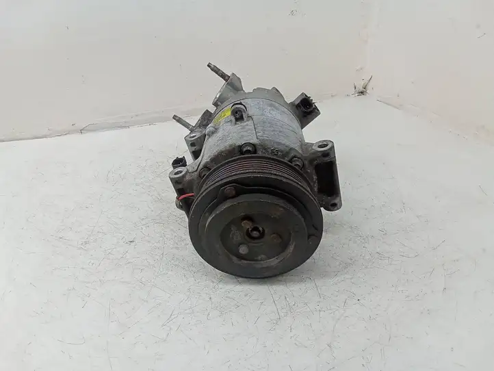 Ford Mondeo MK V (2014 - ) DG9H19D629FD Компрессор (насос) кондиционера воздуха — фото 1