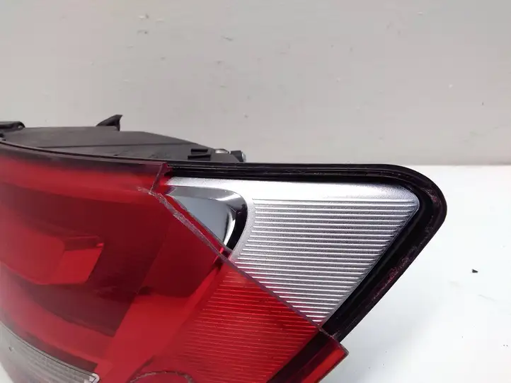 Audi A4 S4 B9 (2015 - 2019) 8W5945070A Задний фонарь в кузове — фото 3