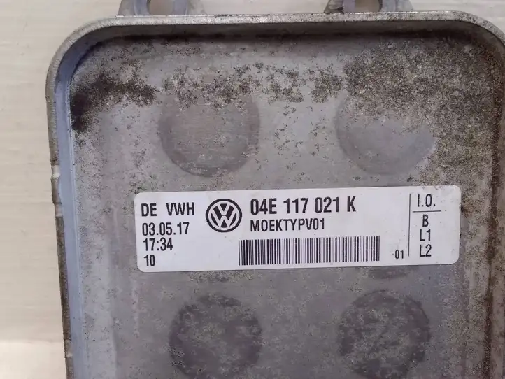 Audi A4 S4 B9 (2015 - 2019) 04E117021K Кронштейн масляного фильтра — фото 2