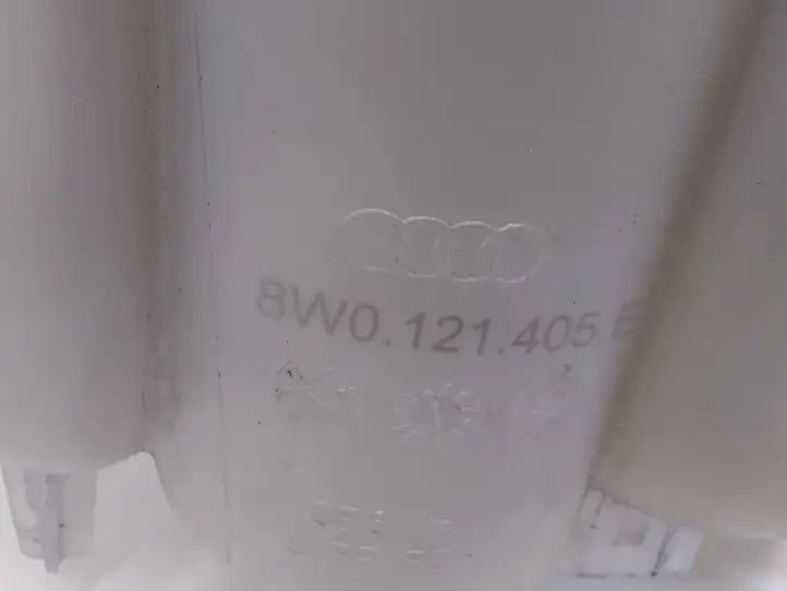 Audi A4 S4 B9 (2015 - 2019) 8W0121405E Расширительный бачок — фото 2