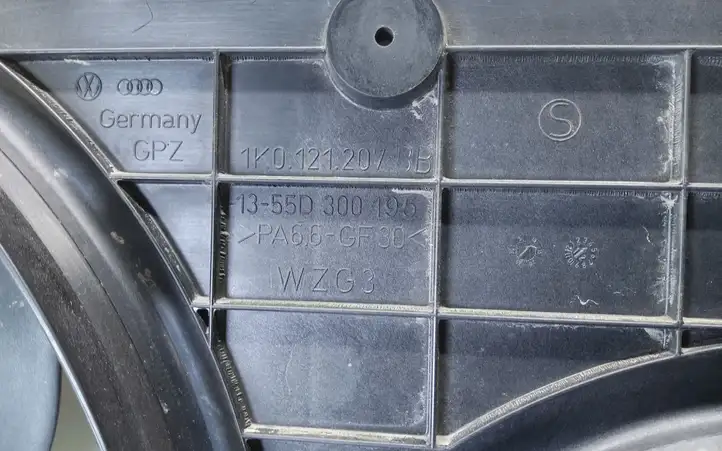 Volkswagen PASSAT B7 (2011 - 2014) 1K0121207BB Дифузор радиатора — фото 2