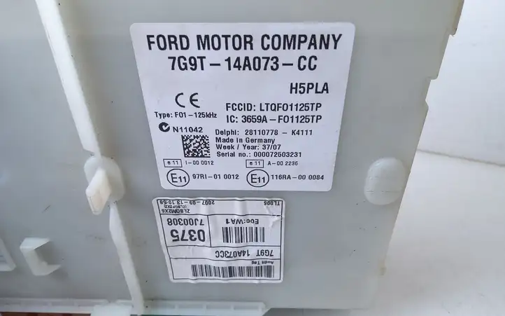 Ford Galaxy (2006 - 2010) 7G9T14A073CC Блок предохранителей — фото 2