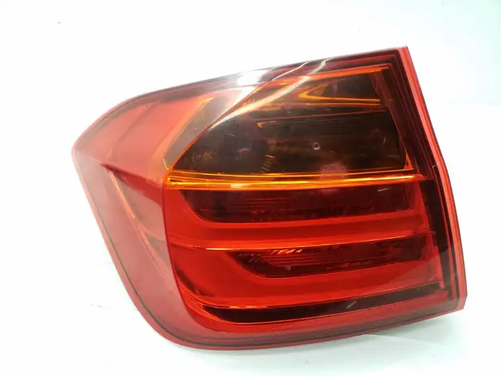 BMW 3 F30 F35 F31 (2012 - 2018) 725989307 Задний фонарь в кузове — фото 1
