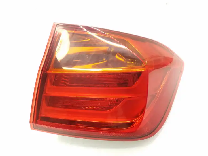 BMW 3 F30 F35 F31 (2012 - 2018) 725989407 Задний фонарь в кузове — фото 1