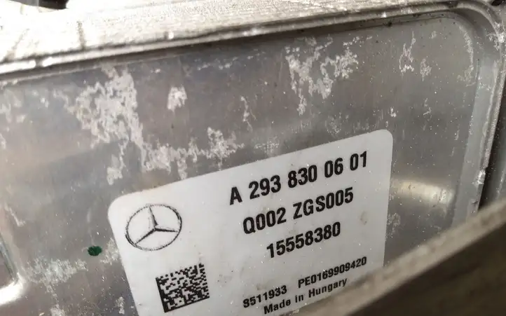 Mercedes-Benz EQC (2018 - ) A2938300601 Прочие детали моторного отсека — фото 2