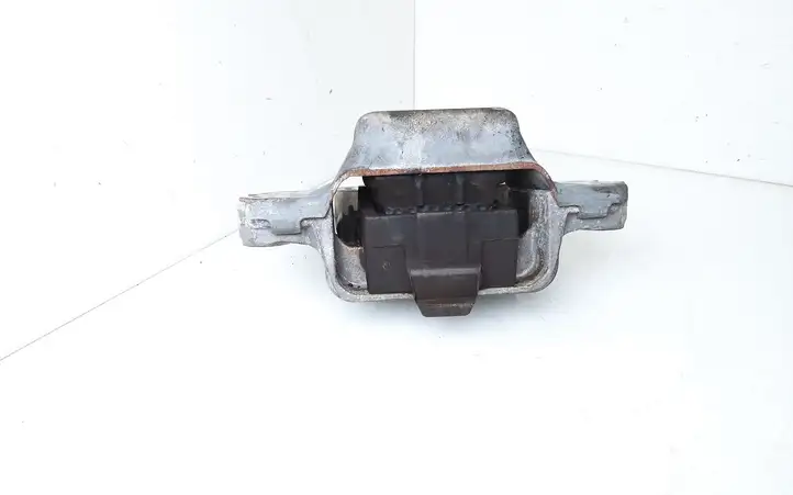 Volkswagen PASSAT B6 (2005 - 2010) 1K0199555 Опора двигателя — фото 4