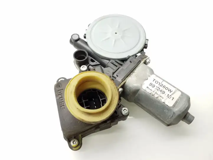 Toyota Corolla Verso AR10 (2004 - 2009) 698400F020 Стеклоподъемник задней двери — фото 2