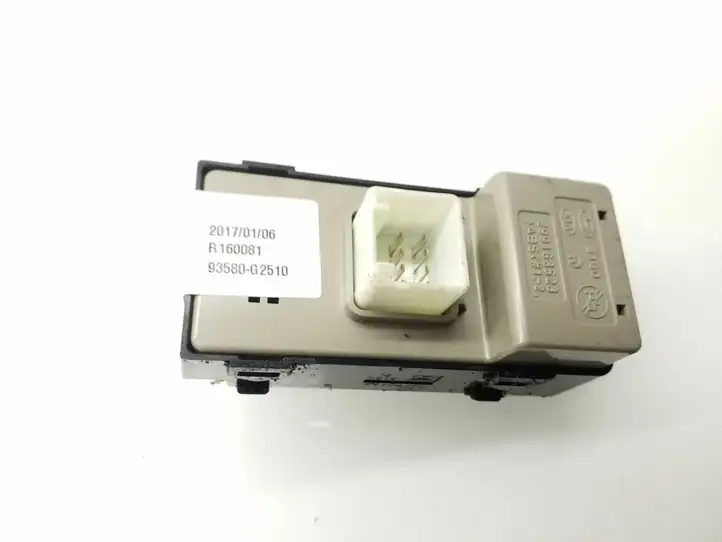 Hyundai Ioniq (2016 - ) 93580G2510 Блок кнопок стеклоподъемников — фото 3
