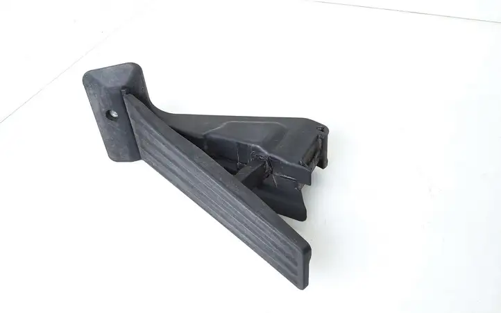 BMW 3 F30 F35 F31 (2012 - 2018) 6789528 Педаль акселератора — фото 4