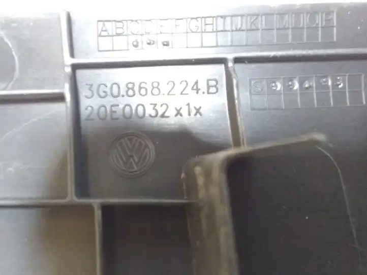Volkswagen PASSAT B8 (2015 - ) 3G0868224B Прочие детали салона — фото 3