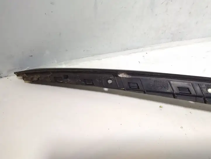 Seat Altea XL (2004 - 2015) 5P0854320D Накладка стоек лобового стекла — фото 4