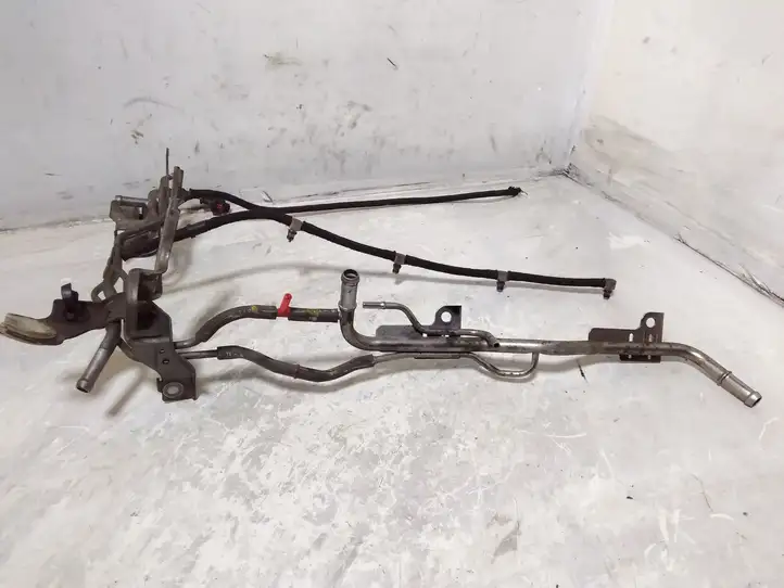 Honda CR-V (2006 - 2009) Шланг обратки топлива — фото 2