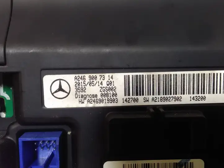 Mercedes-Benz CLA C117,X117,W117 (2013 - 2019) A2469007314 Дисплей — фото 4